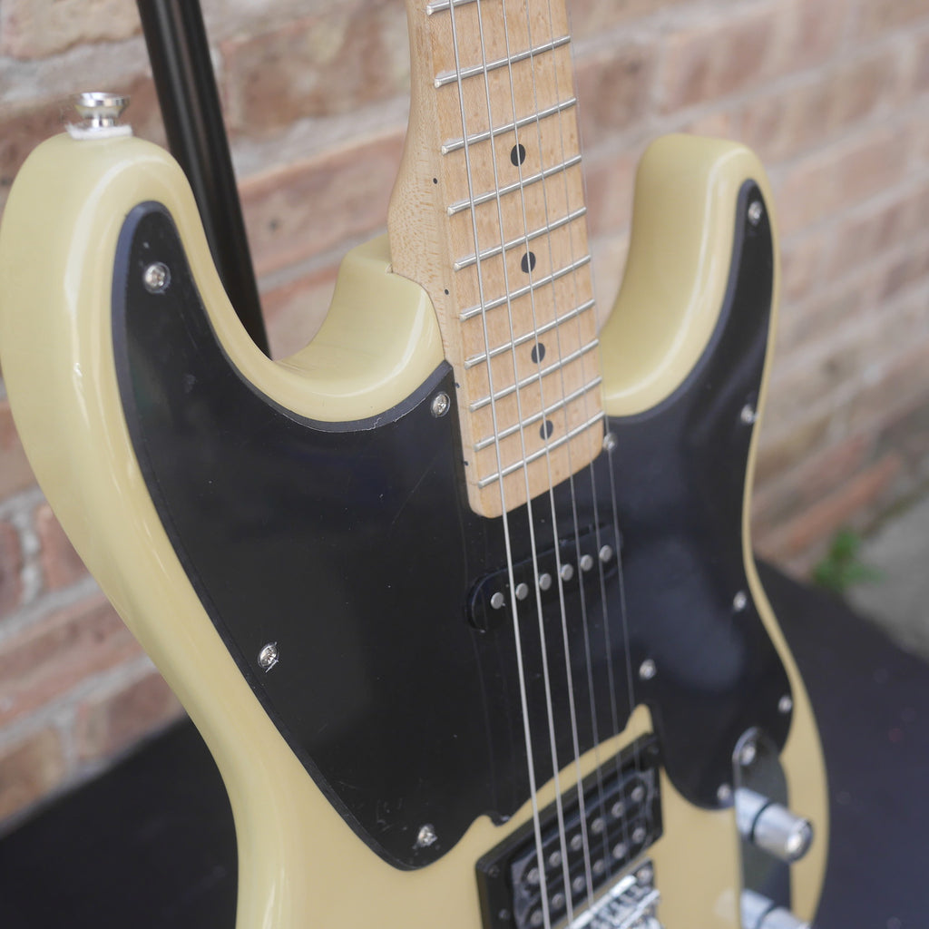 Fender Squier Strat '51 Rare Blonde Finish w/black PG 2005 Rare Like new