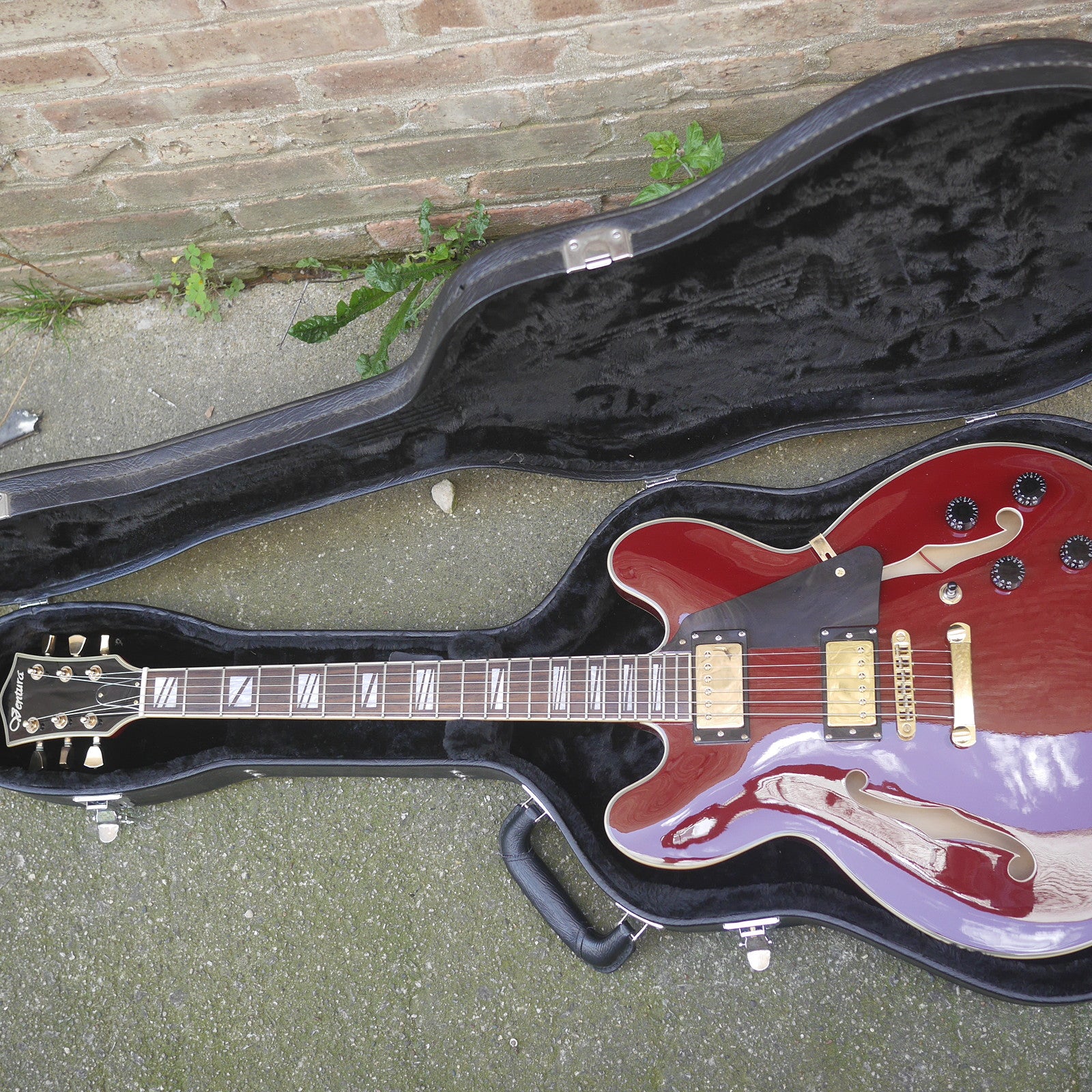 Ventura 335 Style Electric Guitar, Wine Red, used