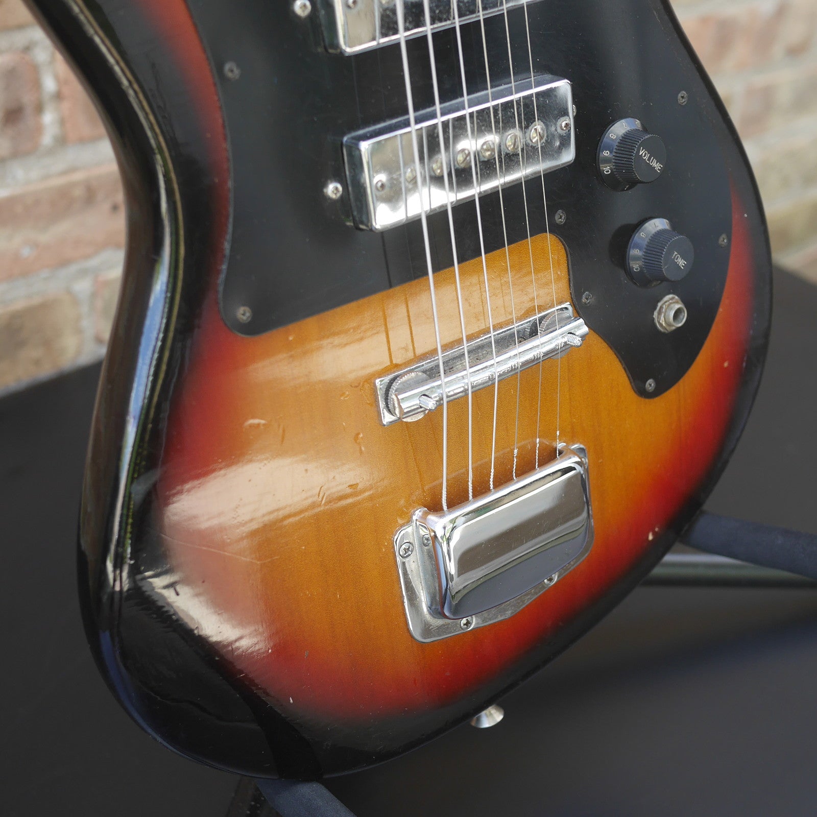 Harmony H-802 Electric Guitar 1970s
