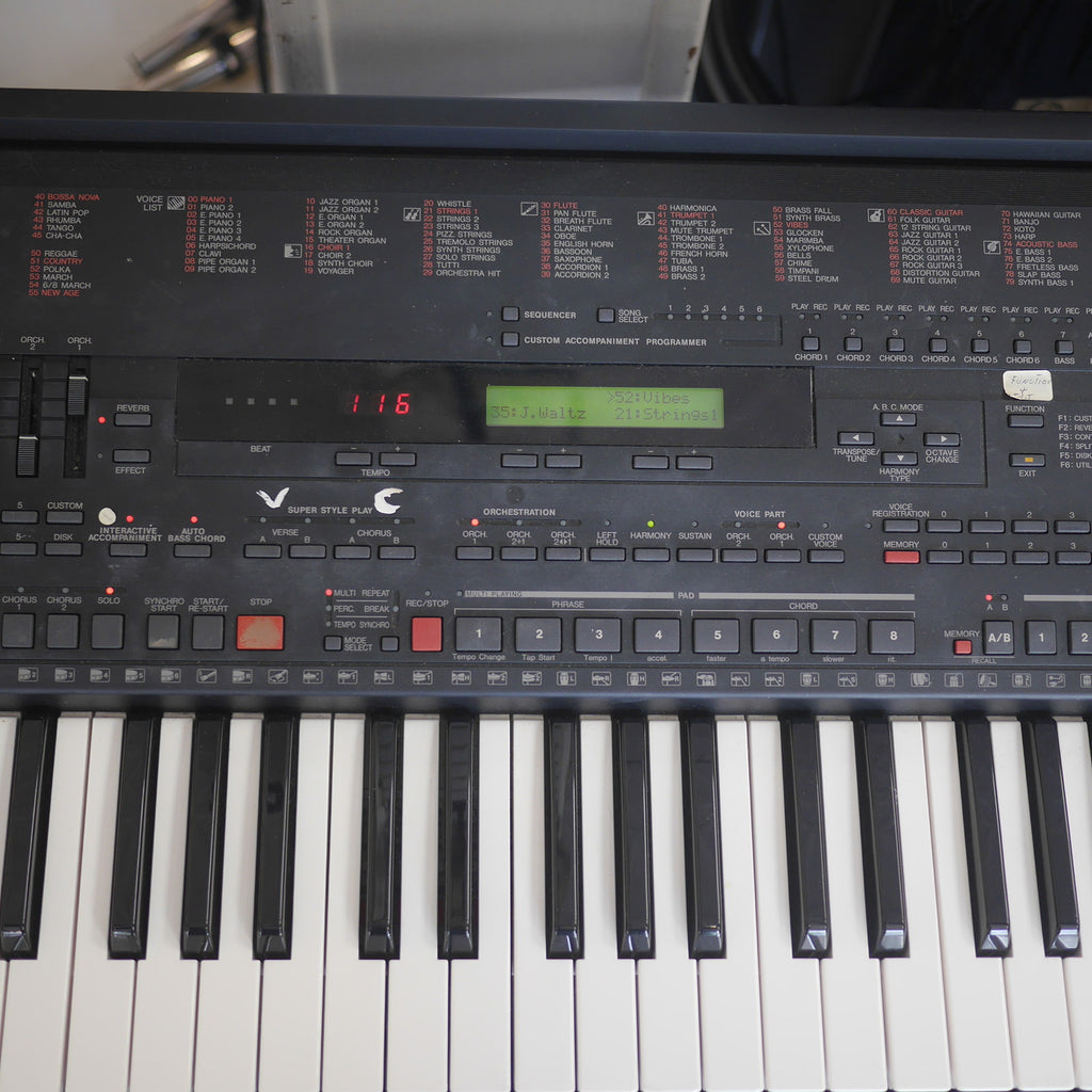 Yamaha Portatone Electronic Keyboard PSR-5700