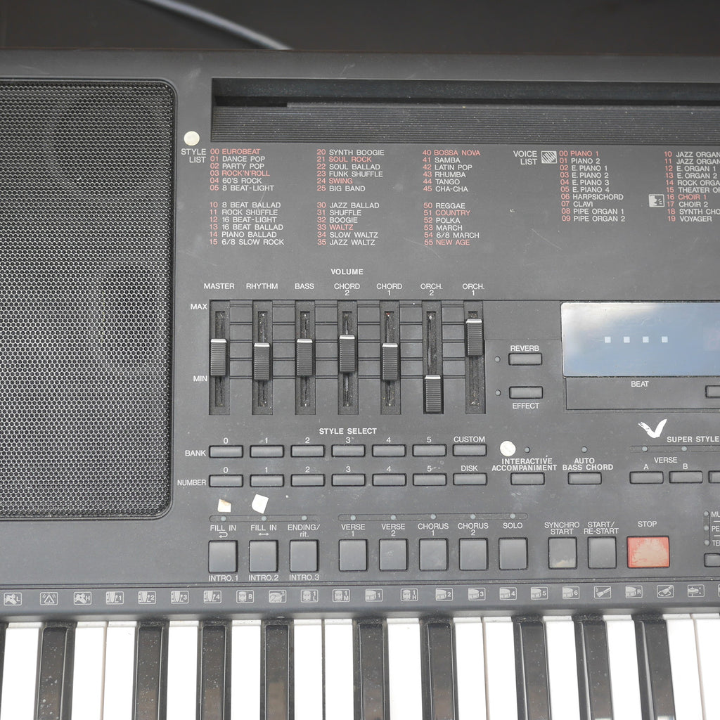 Yamaha Portatone Electronic Keyboard PSR-5700