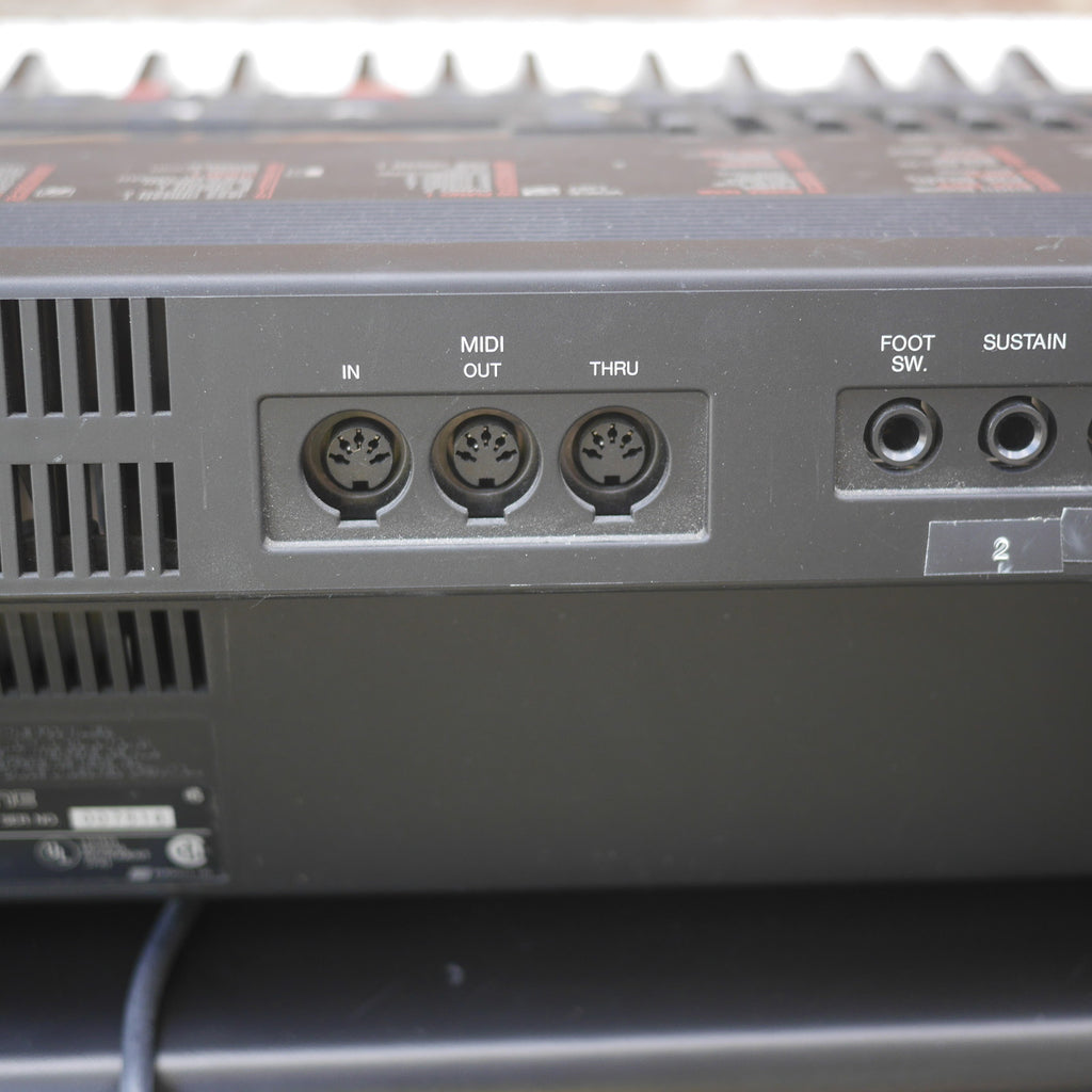 Yamaha Portatone Electronic Keyboard PSR-5700