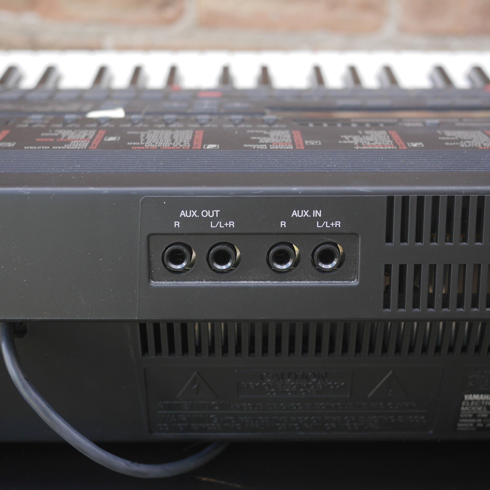 Yamaha Portatone Electronic Keyboard PSR-5700
