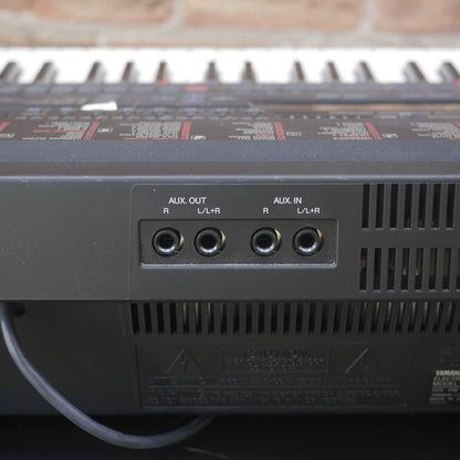 Yamaha Portatone Electronic Keyboard PSR-5700