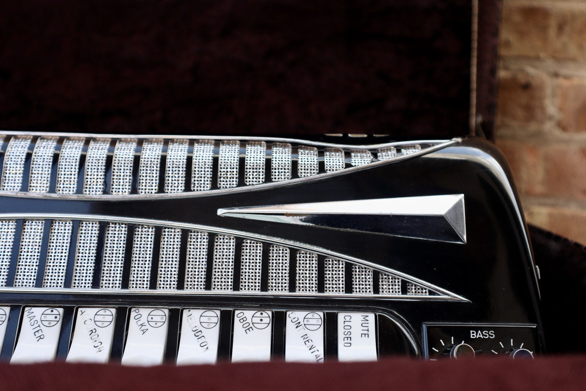 Philharmonic Accordion Model P116L Continental 1970