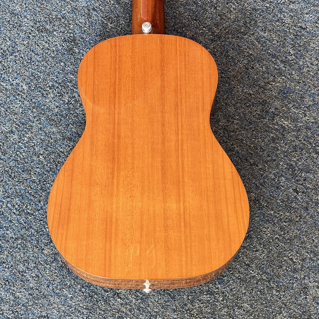 Pono MTDX Tenor Ukulele w/hard shell case
