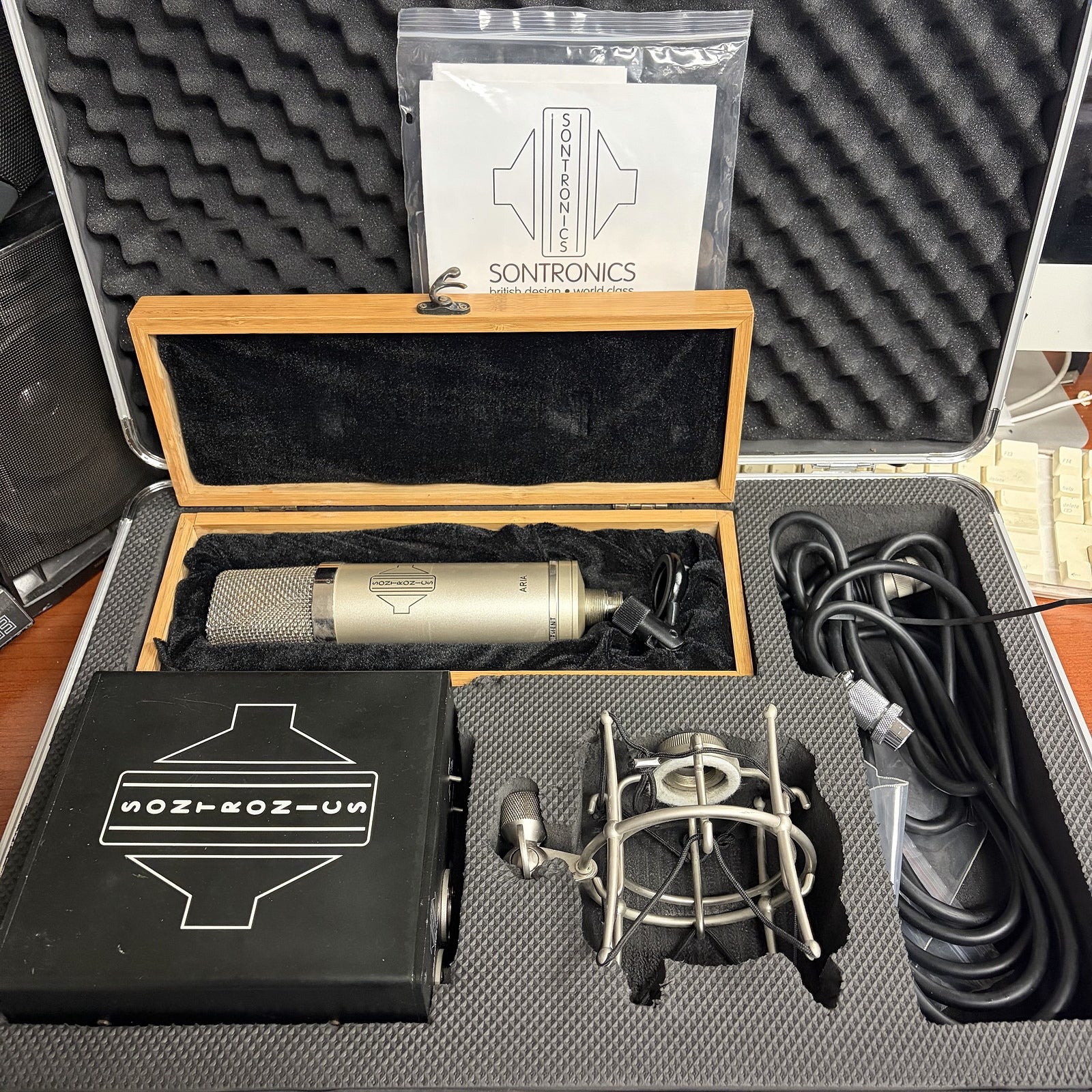 Sontronics ARIA Valve-Tube Condenser Microphone - Used