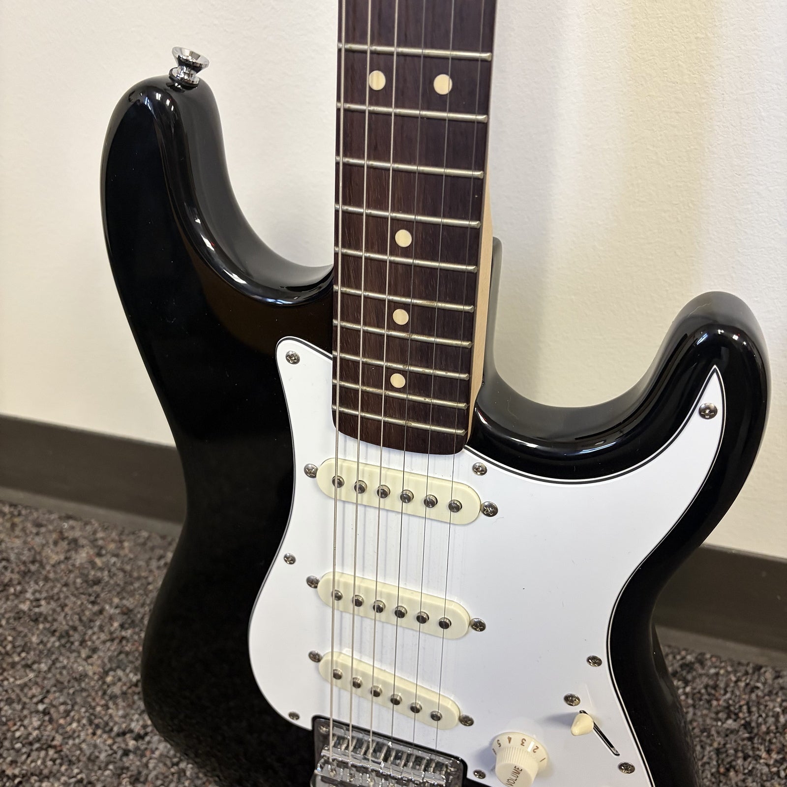 Squier Mini Strat w/Gig Bag