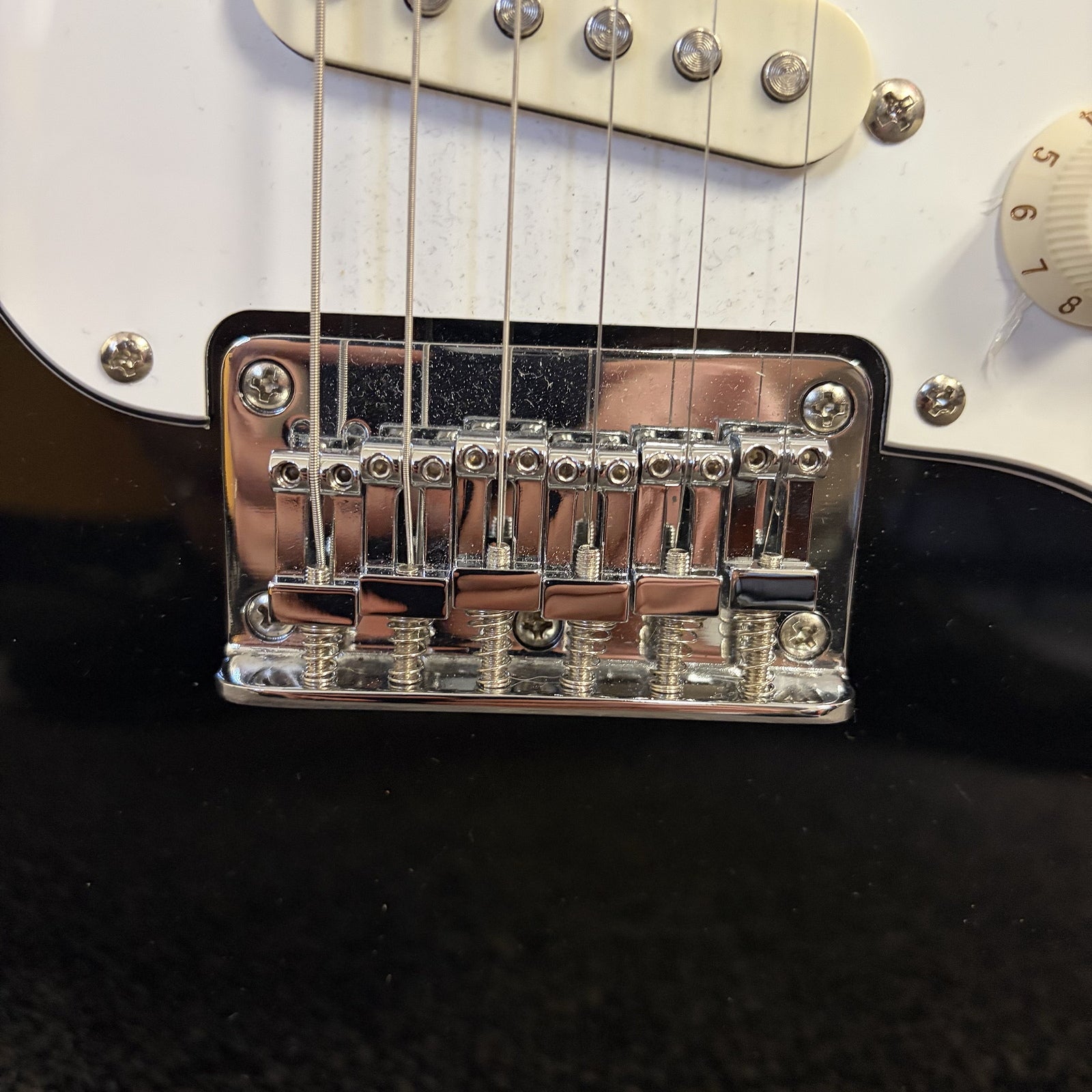 Squier Mini Strat w/Gig Bag