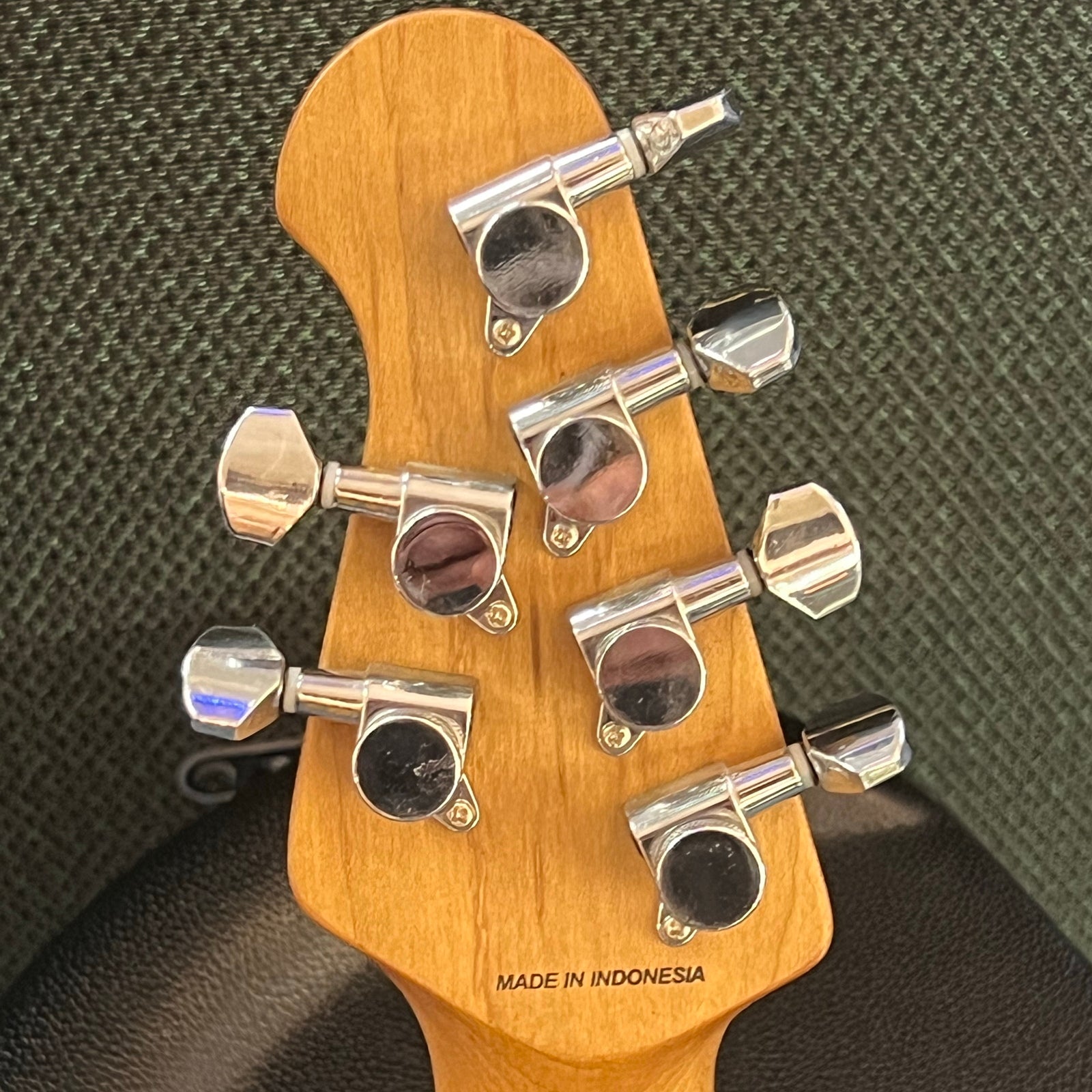 Sterling By Music Man StingRay SR50 - Buttermilk (Excellent Condition)