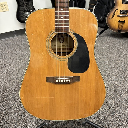 Univox Model U30235 Acoustic Guitar, Vintage 1970s