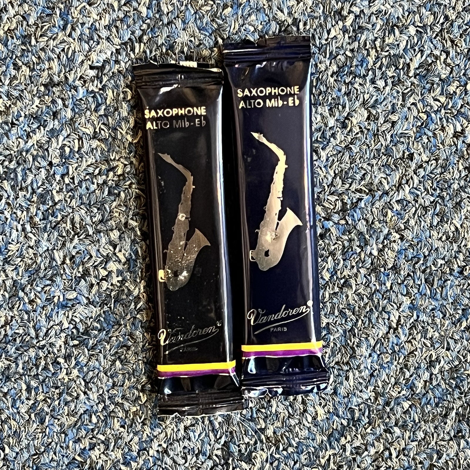 Vandoren Traditional Alto Saxophone Reeds - Single