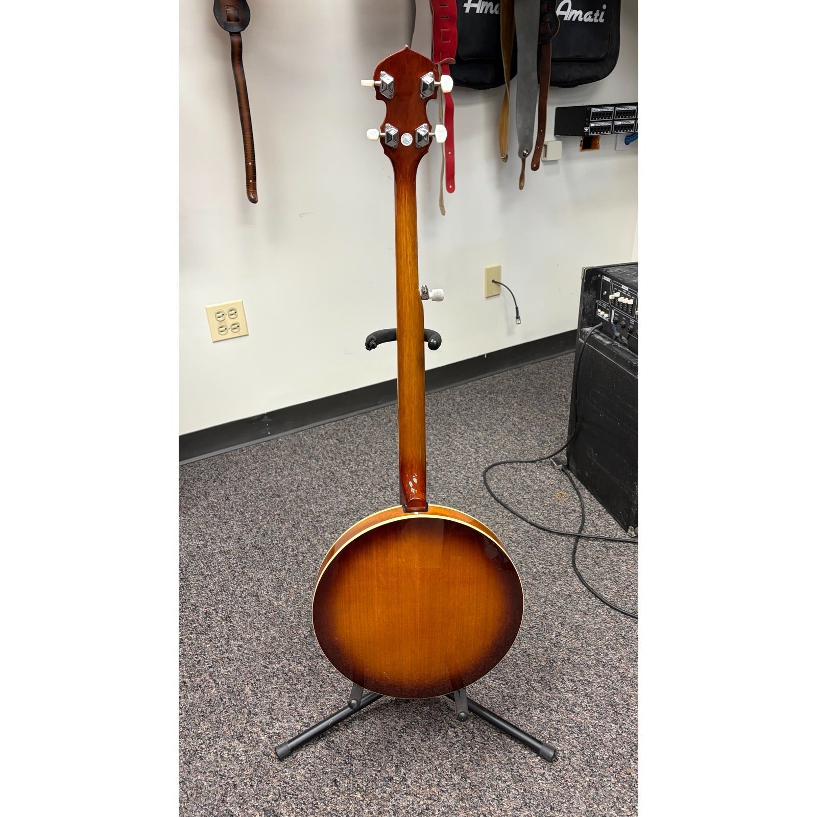 Washburn B-9 5-String Banjo w/pickup, Used