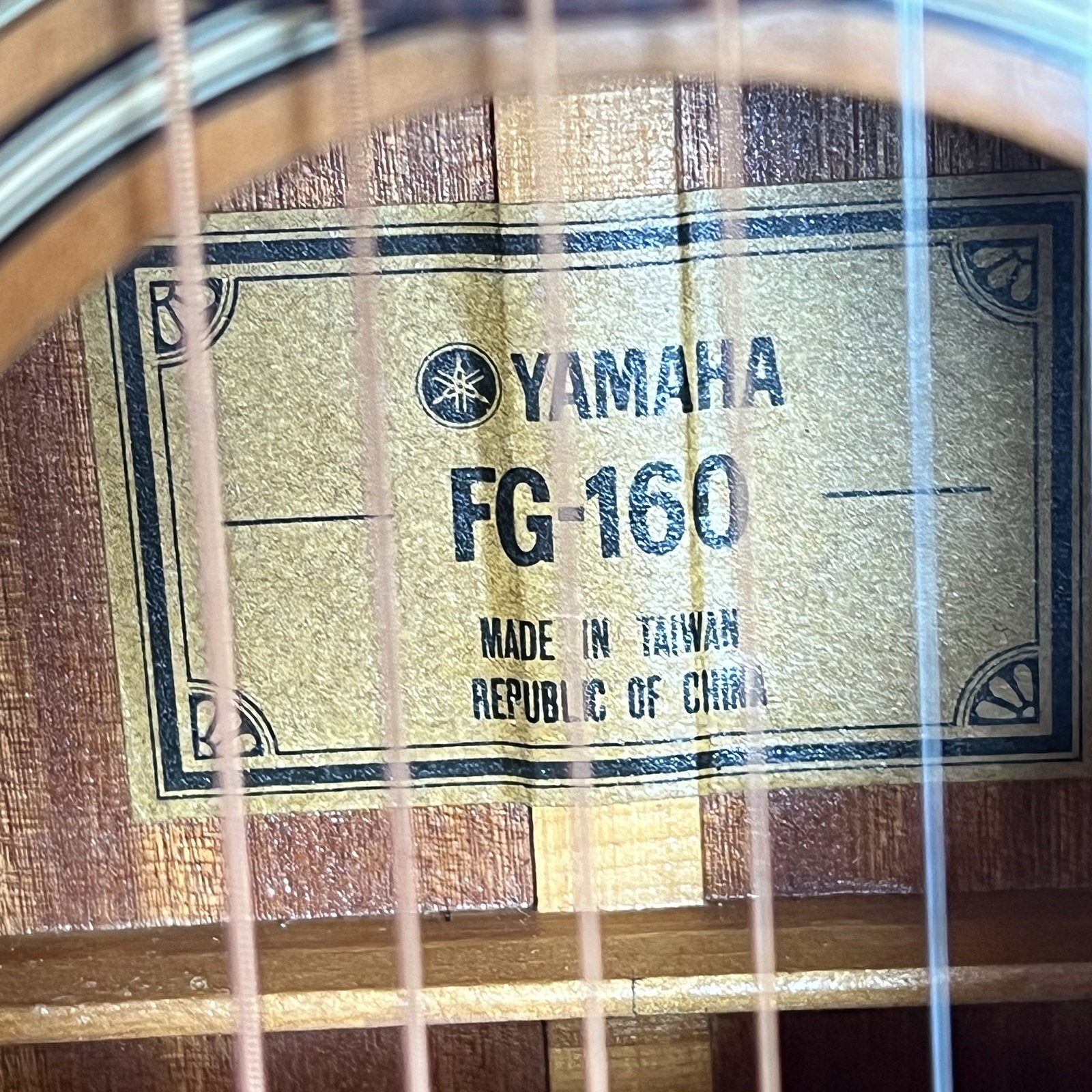 Yamaha FG-160 Acoustic Guitar - Used