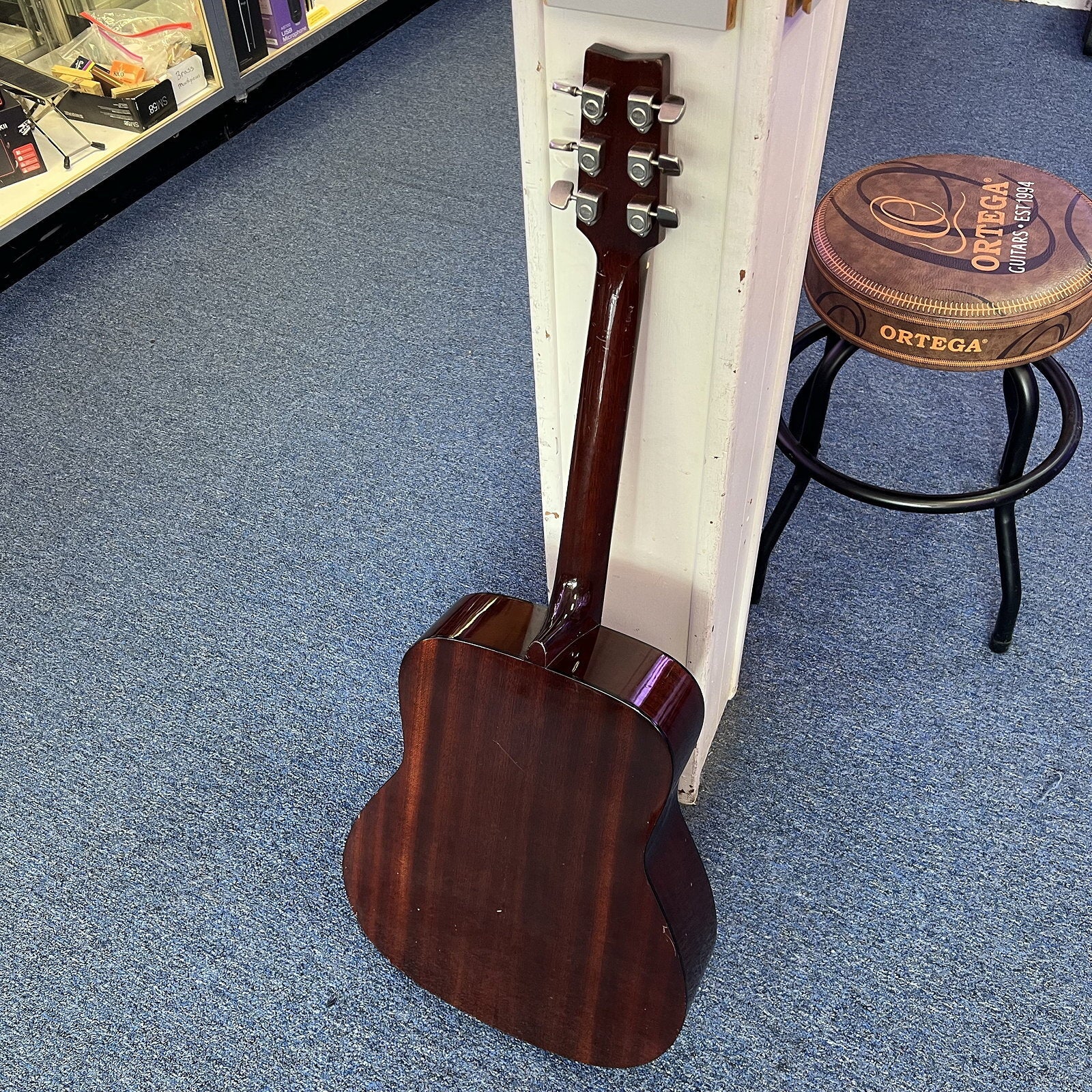 Yamaha FG-160 Acoustic Guitar - Used