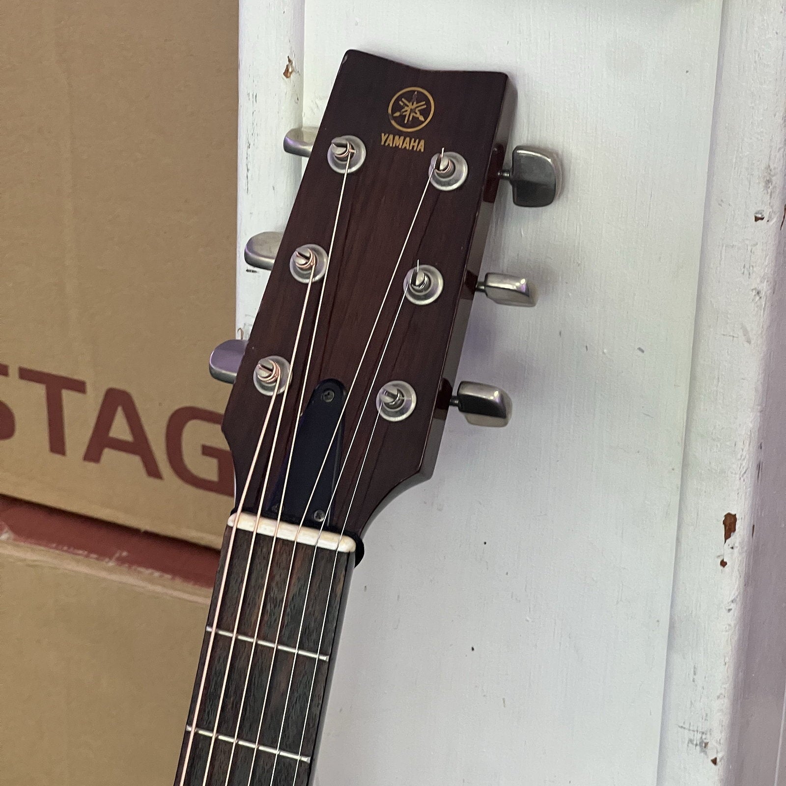 Yamaha FG-160 Acoustic Guitar - Used - w/case, strap, capo