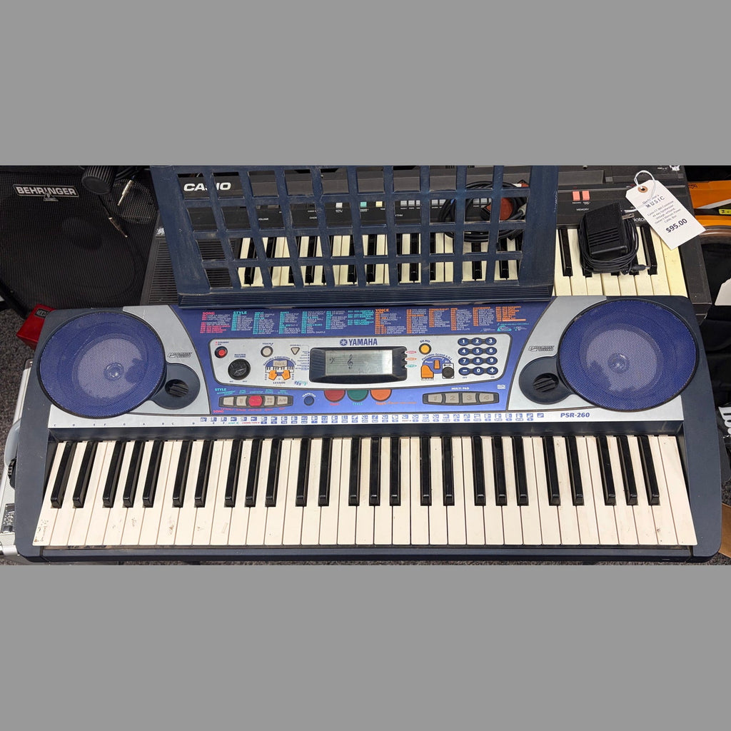 Yamaha PSR-260 61-Key MIDI Portable Keyboard - Used