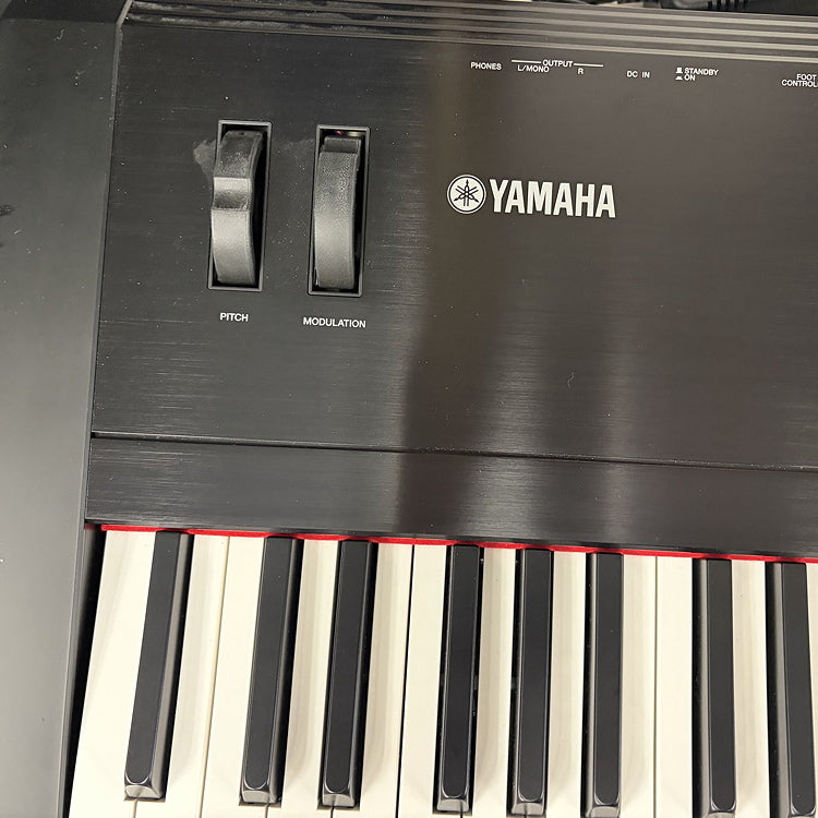 Yamaha S08 Digital Stage Piano Synthesizer 88 Weighted Keys