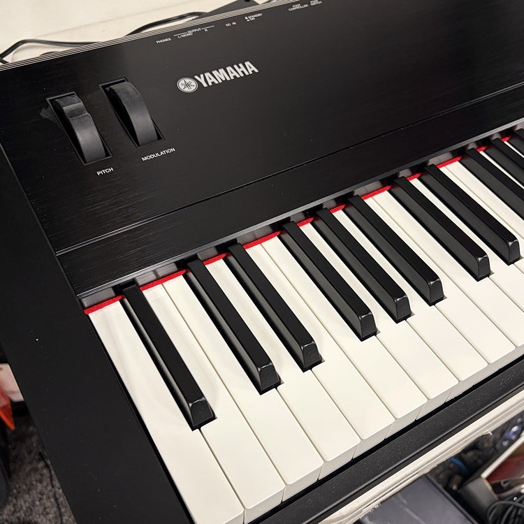 Yamaha S08 Digital Stage Piano Synthesizer 88 Weighted Keys