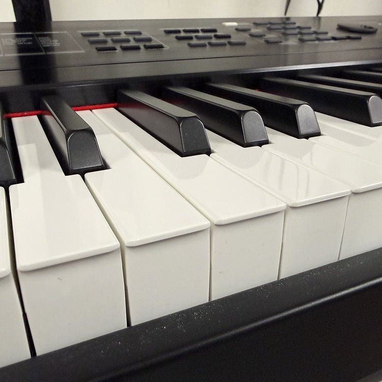 Yamaha S08 Digital Stage Piano Synthesizer 88 Weighted Keys