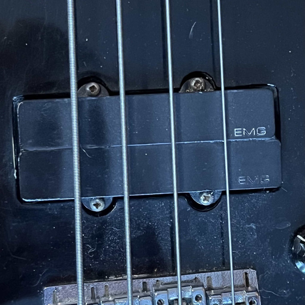 Hondo Alien Headless Electric Bass Guitar 1980s