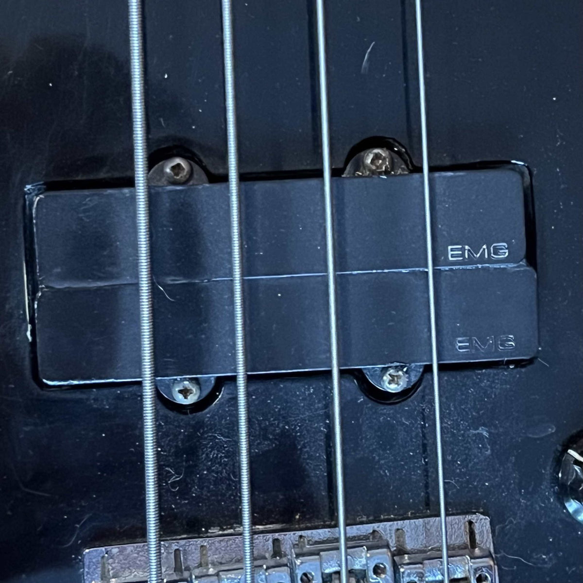 Hondo Alien Headless Electric Bass Guitar 1980s