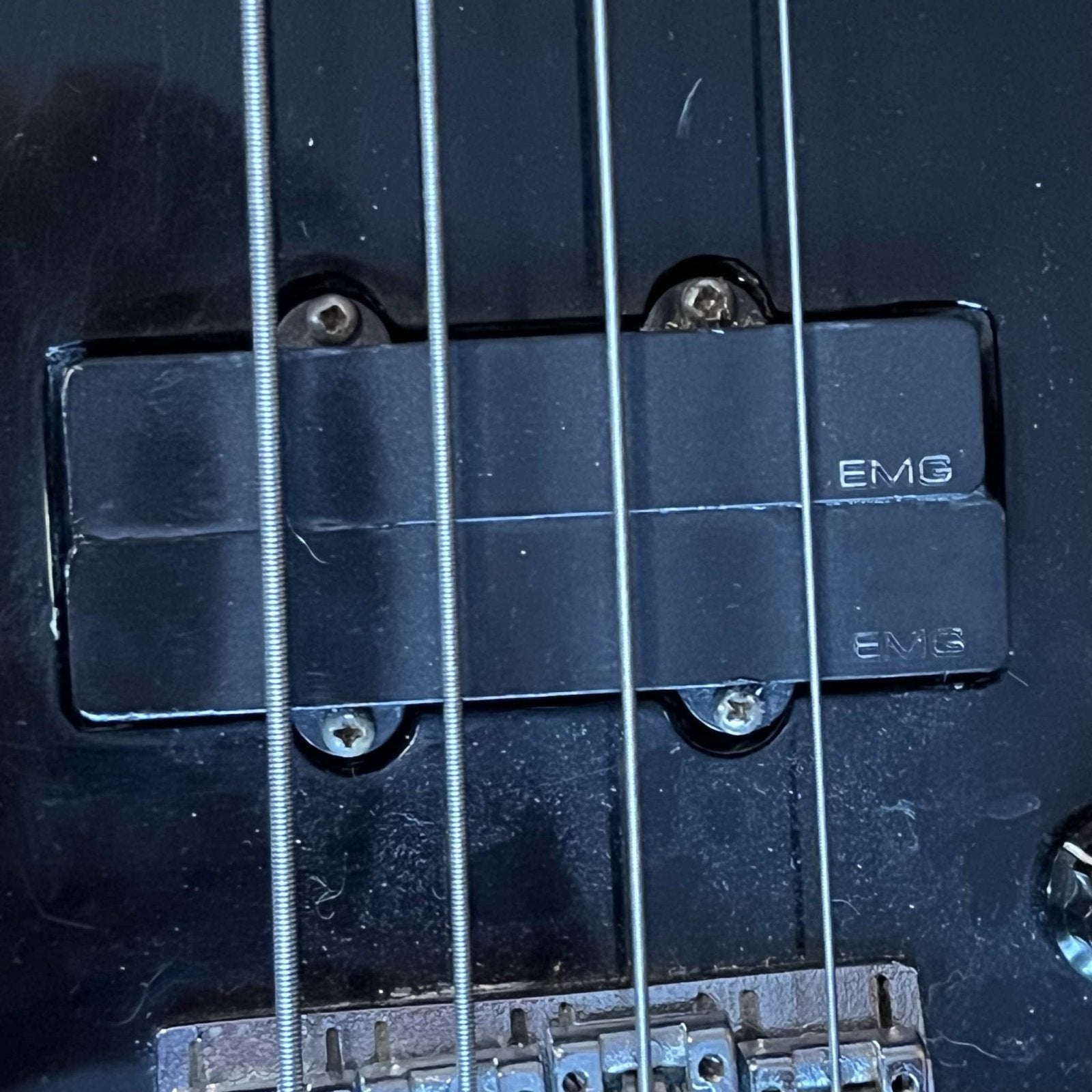 Hondo Alien Headless Electric Bass Guitar 1980s