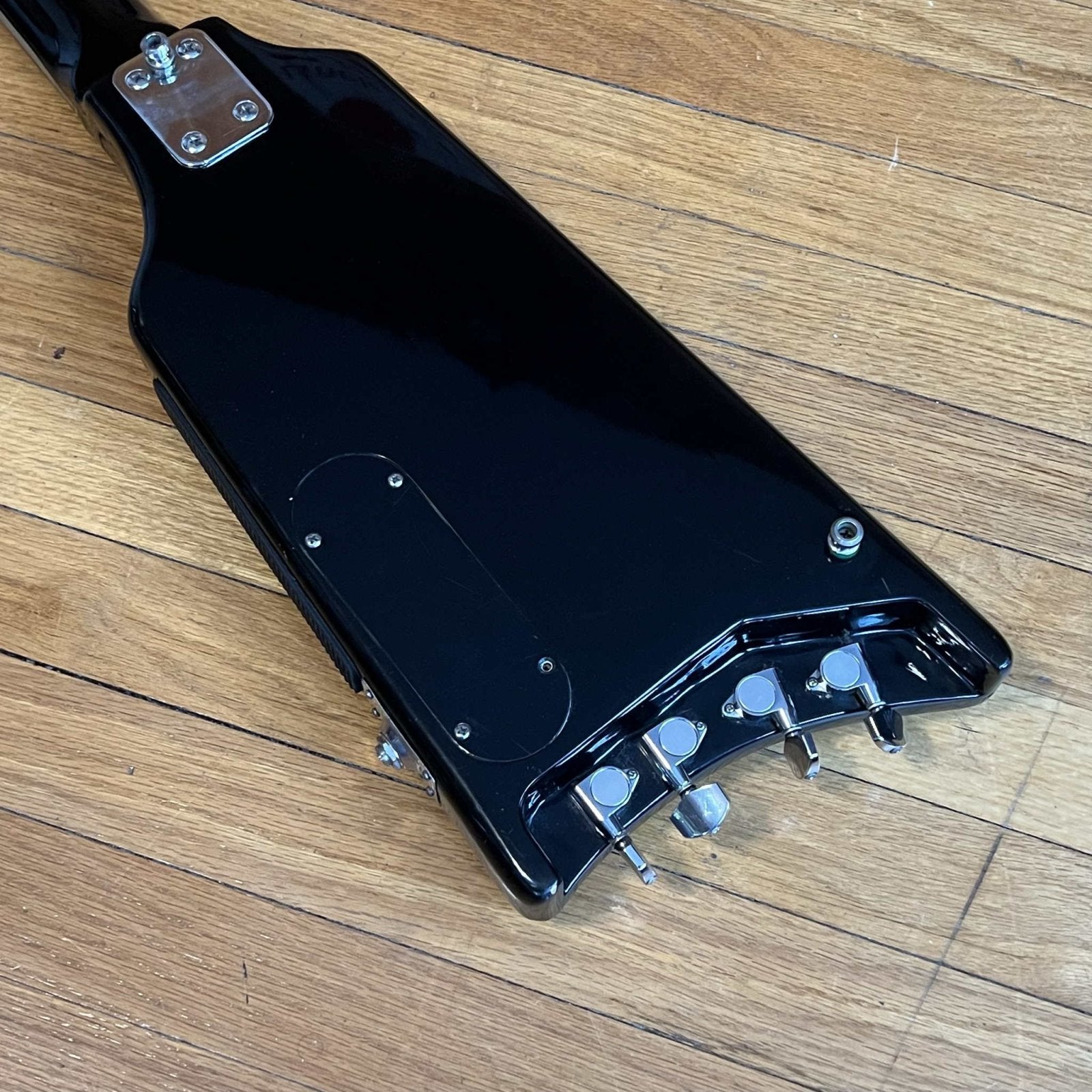 Hondo Alien Headless Electric Bass Guitar 1980s