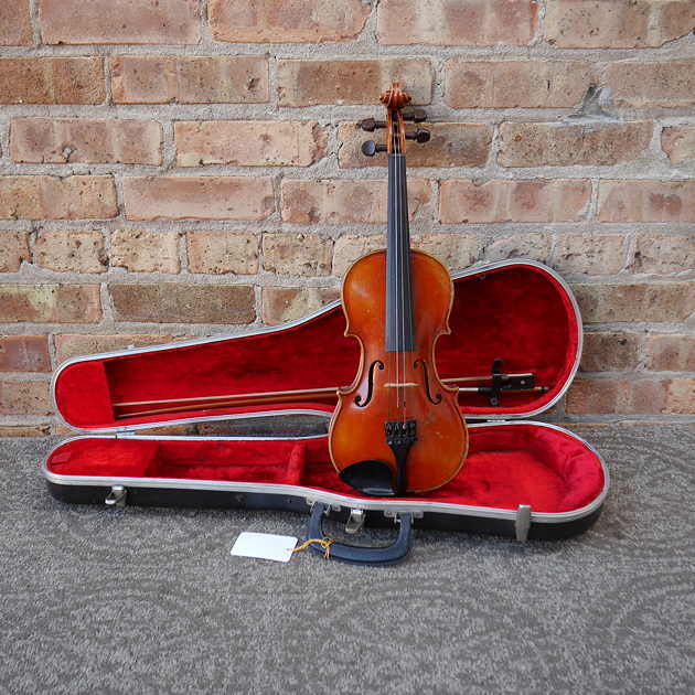 Faciebat Cremona 1713 3/4 violin with bow and case