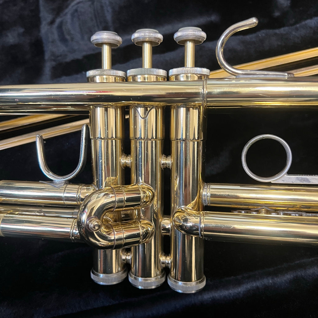 Bach TR300 Student Trumpet (used)