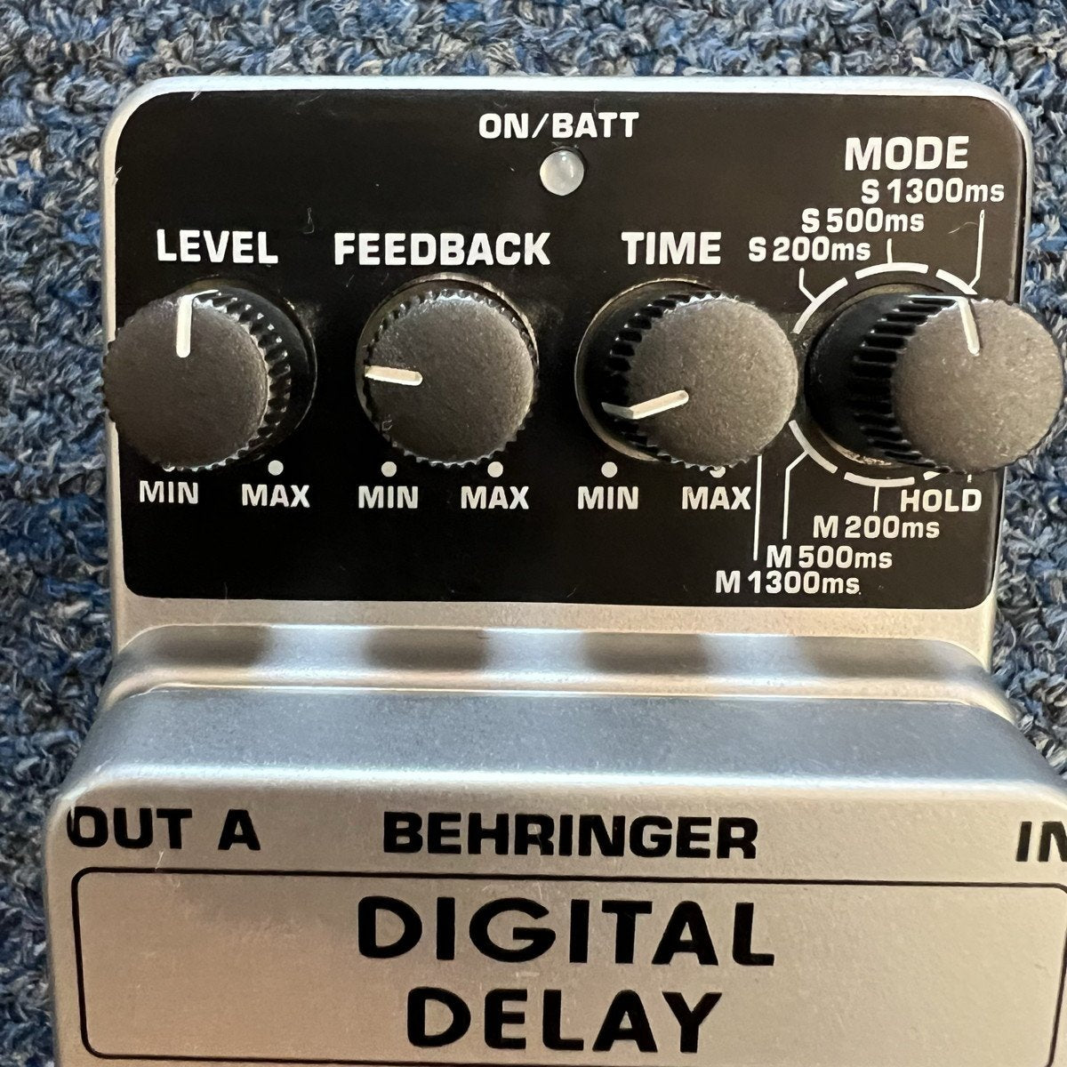 Behringer DD400 Digital Delay Effects Pedal used