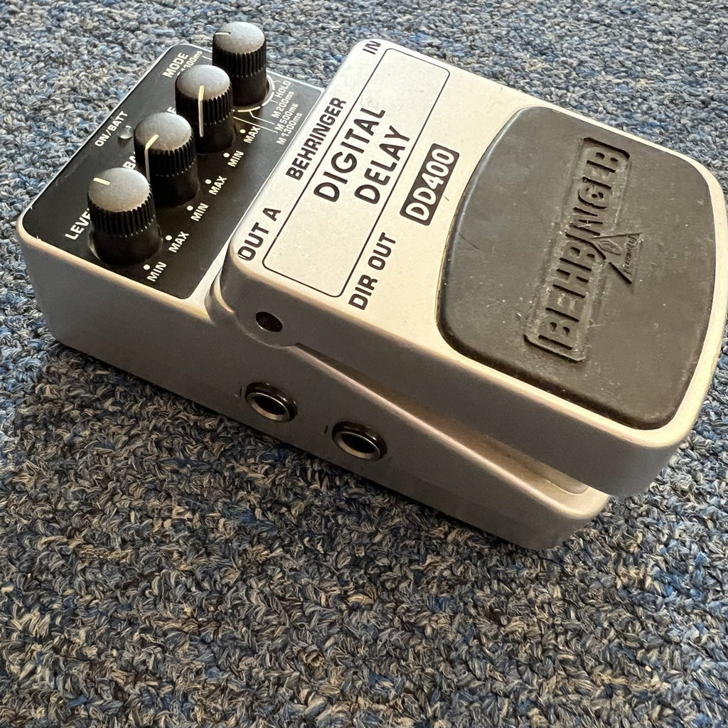 Behringer DD400 Digital Delay Effects Pedal used
