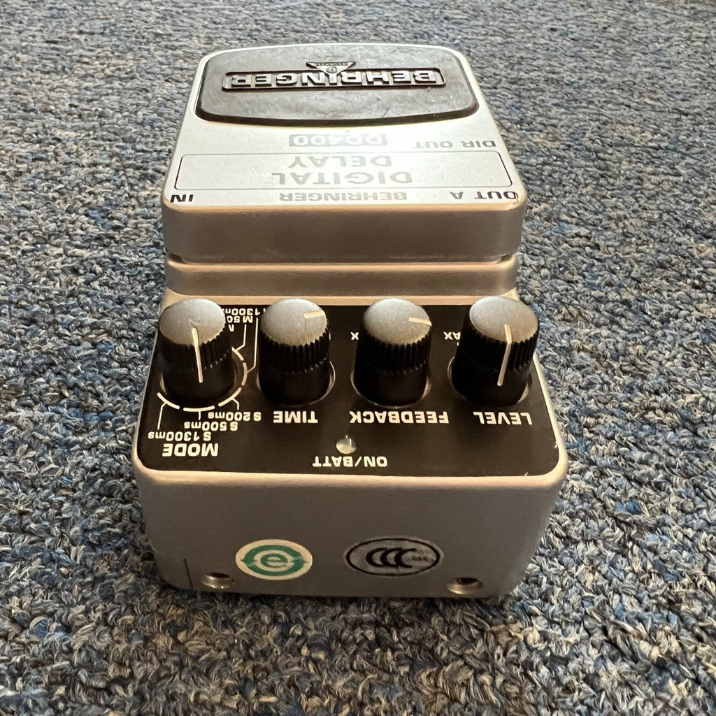 Behringer DD400 Digital Delay Effects Pedal used