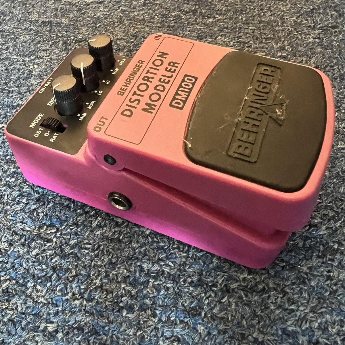 Behringer DM100 Distortion Modeler Effects Pedal used
