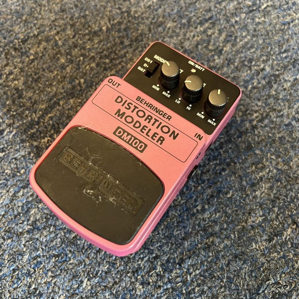 Behringer DM100 Distortion Modeler Effects Pedal used