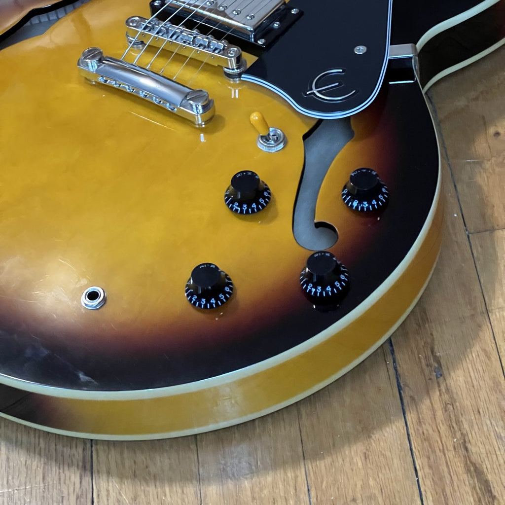 Epiphone ES-335 PRO VS Semi Hollow Body Electric Guitar Sunburst 2018
