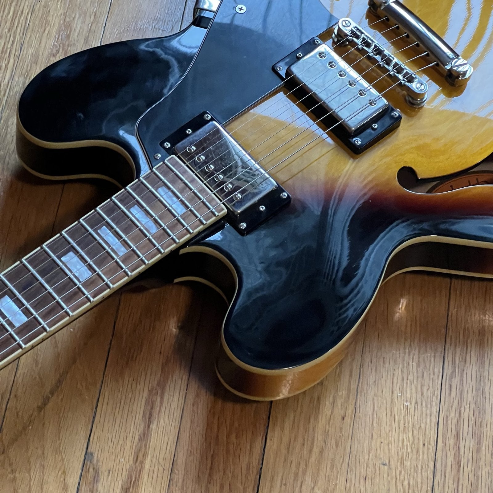 Epiphone ES-335 PRO VS Semi Hollow Body Electric Guitar Sunburst 2018