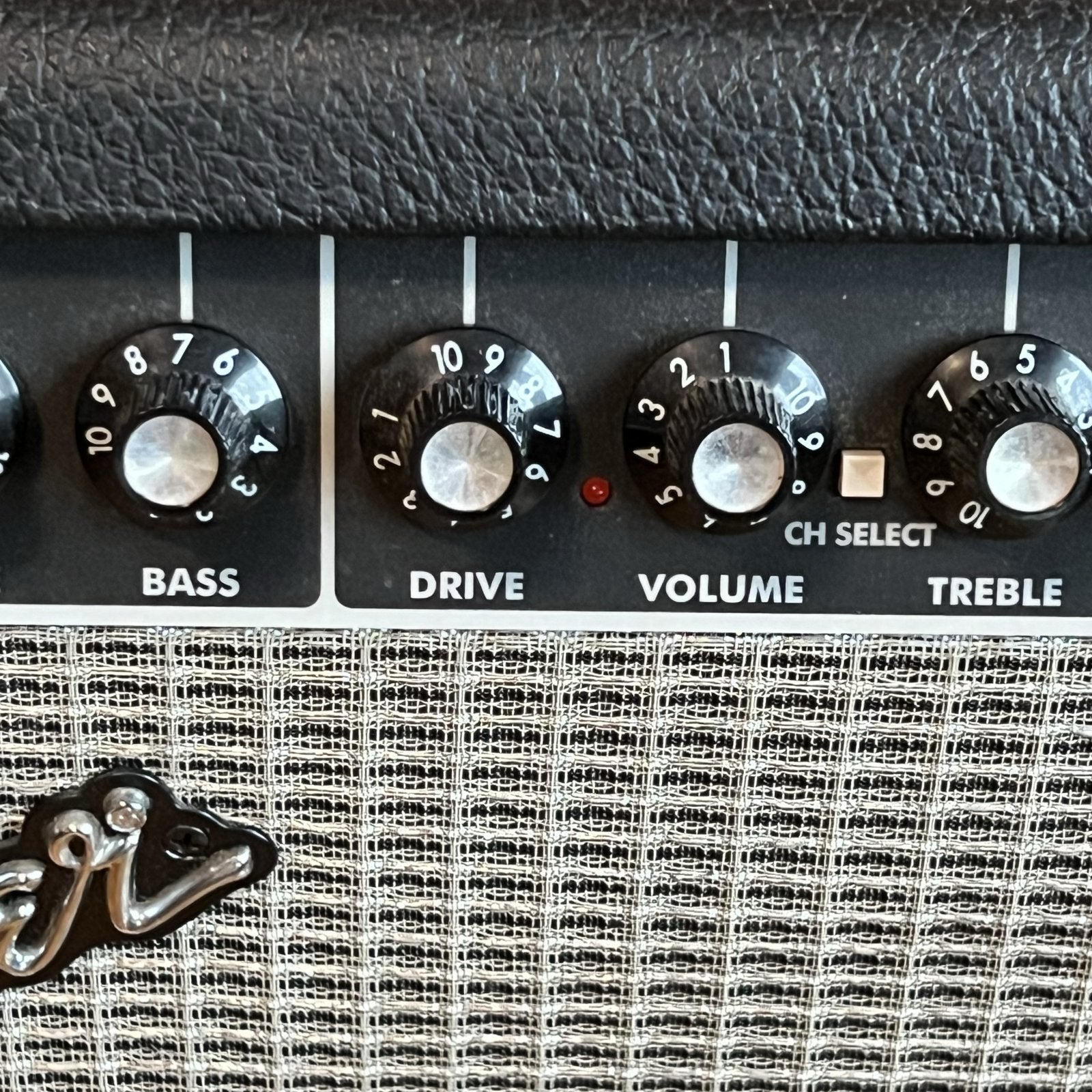 Fender Princeton 65 2-Channel 65-Watt 1x12" Solid State Guitar Combo 1999 - 2002 used