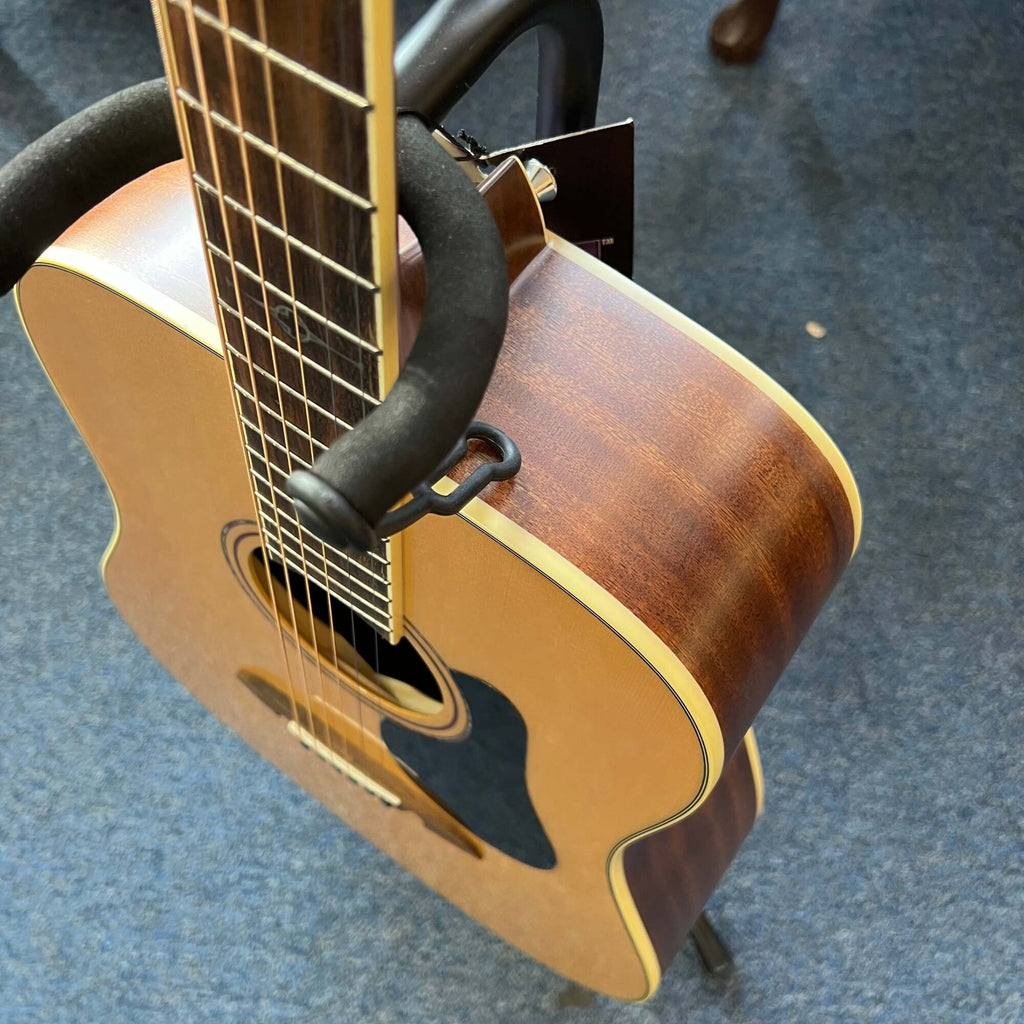 Alvarez AD60 Artist Dreadnought