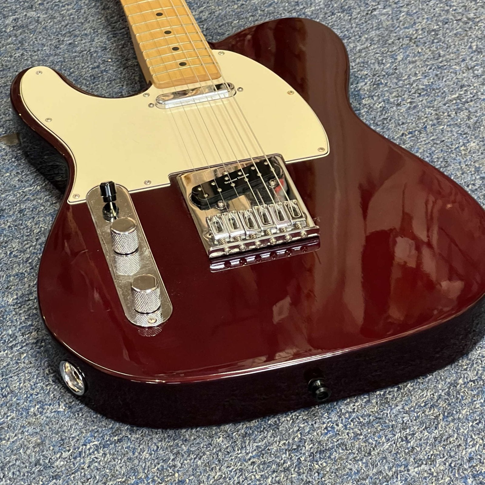 Fender Telecaster Left-Handed Midnight Wine 2003-2004 w/case (used)