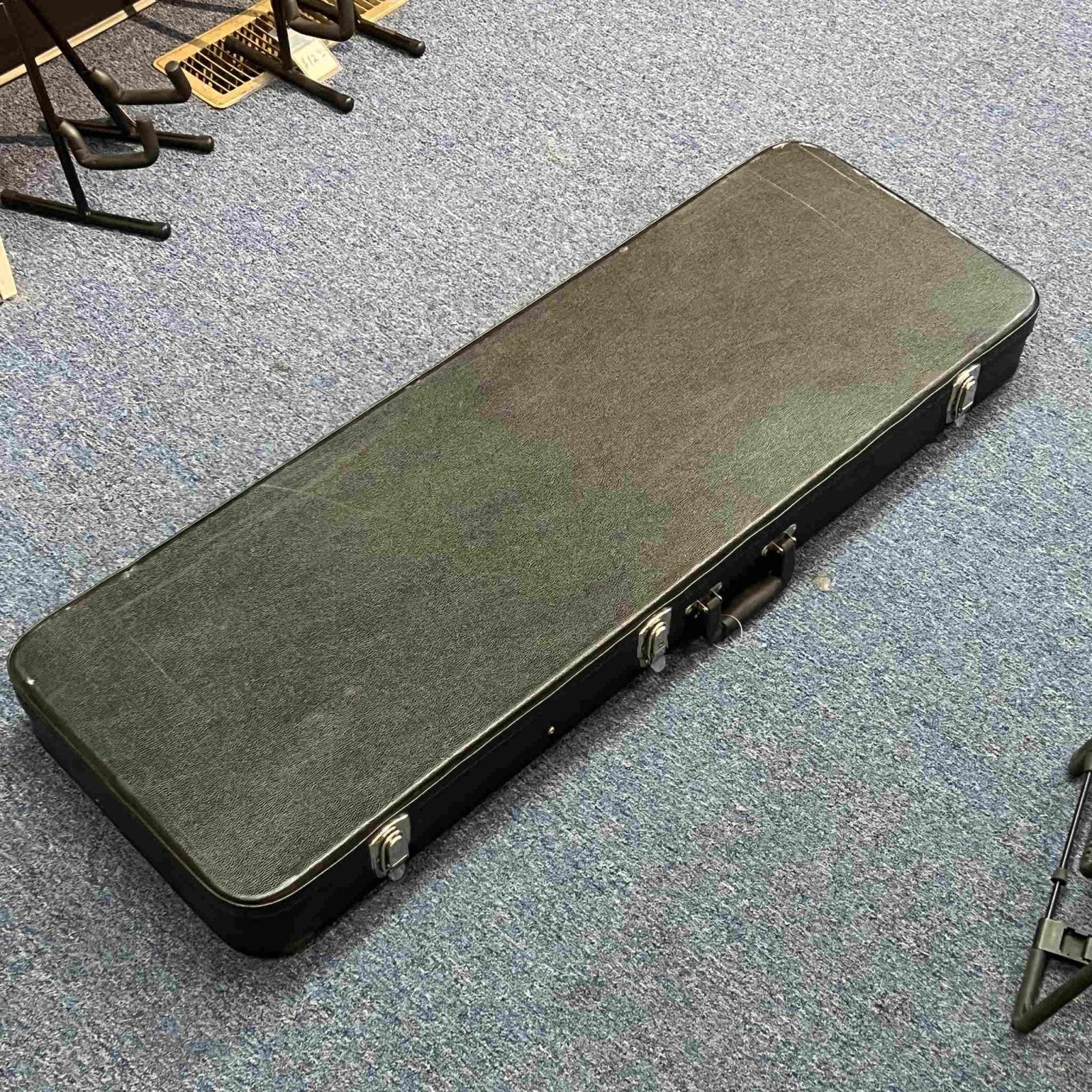 Fender Telecaster Left-Handed Midnight Wine 2003-2004 w/case (used)