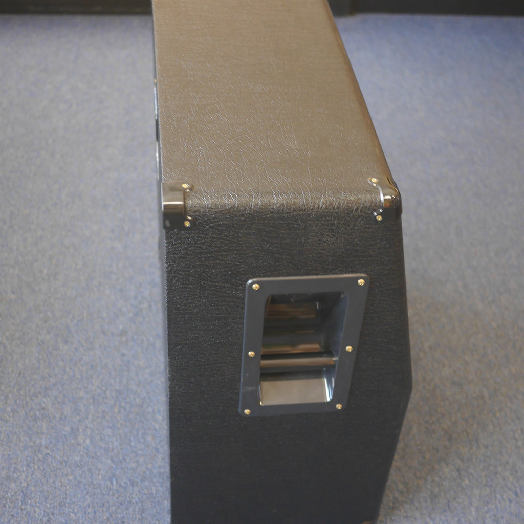 Marshall MX412AR 240-watt 4x12" Angled Extension Cabinet Mint