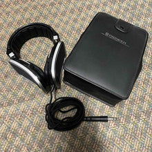 Load image into Gallery viewer, Pioneer SE-500 High Polymer Stereo Headphones Vintage 1981 Used
