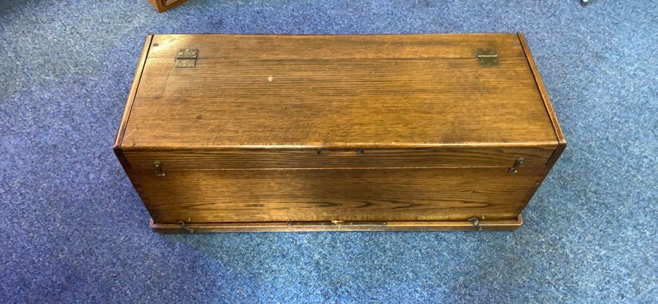 Estey portable folding pump organ antique