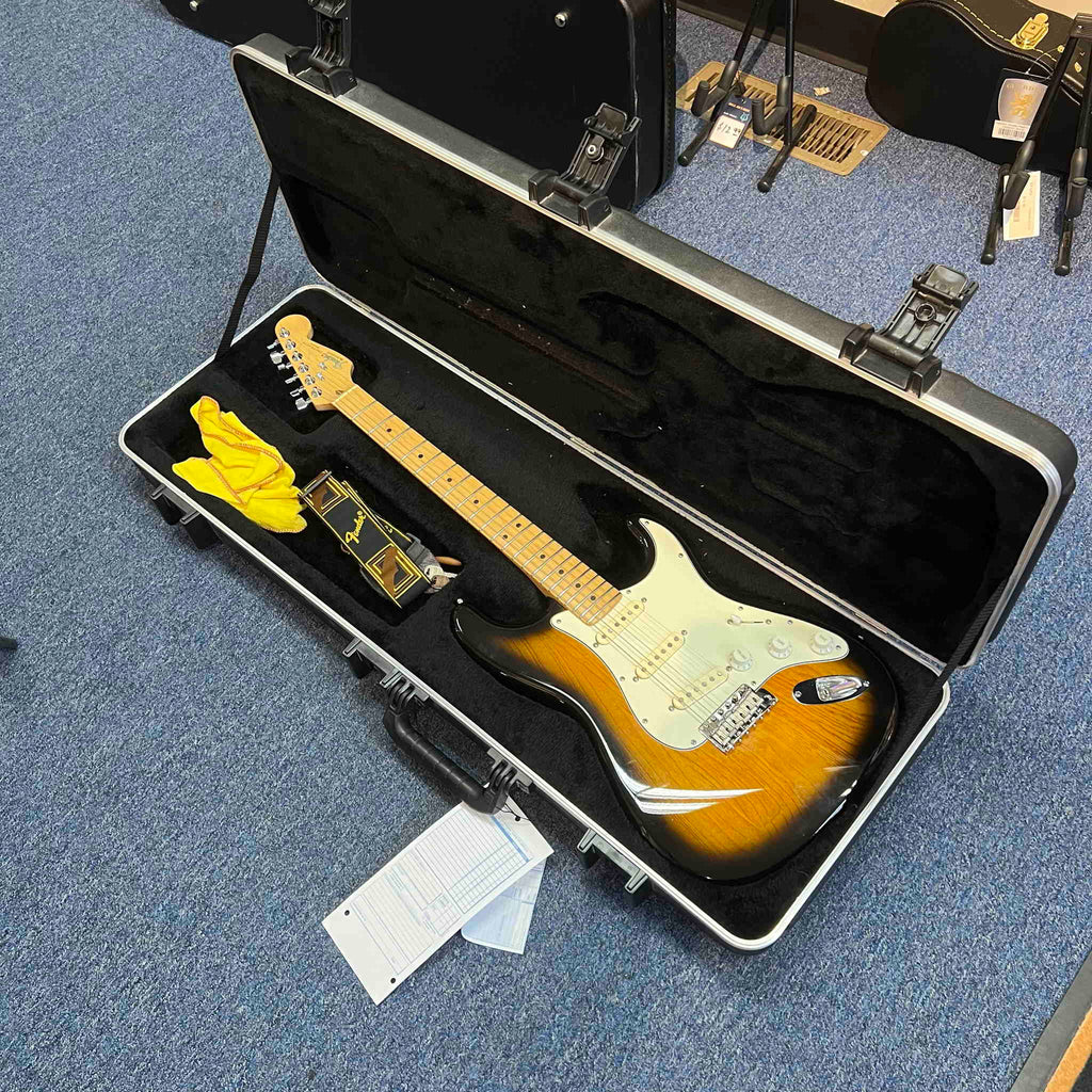 American Standard Stratocaster (1993) Maple Fingerboard 2-Color Sunburst