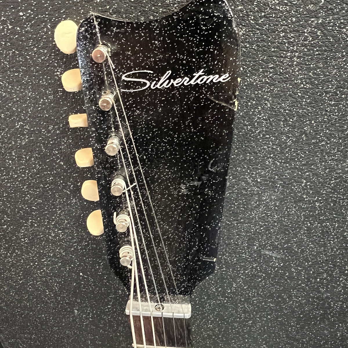 Silvertone 1448 Electric Guitar with Case Amp vintage 1960s
