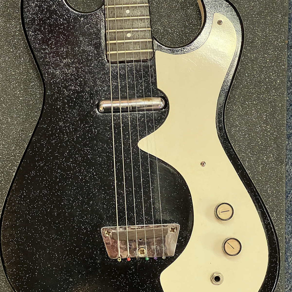 Silvertone 1448 Electric Guitar with Case Amp vintage 1960s