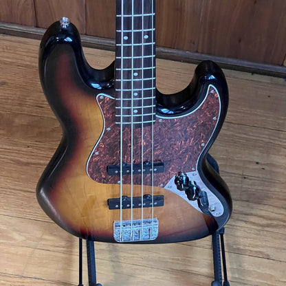 Squier Classic Vibe '60s Jazz Bass Laurel FB 3-Color Sunburst Used