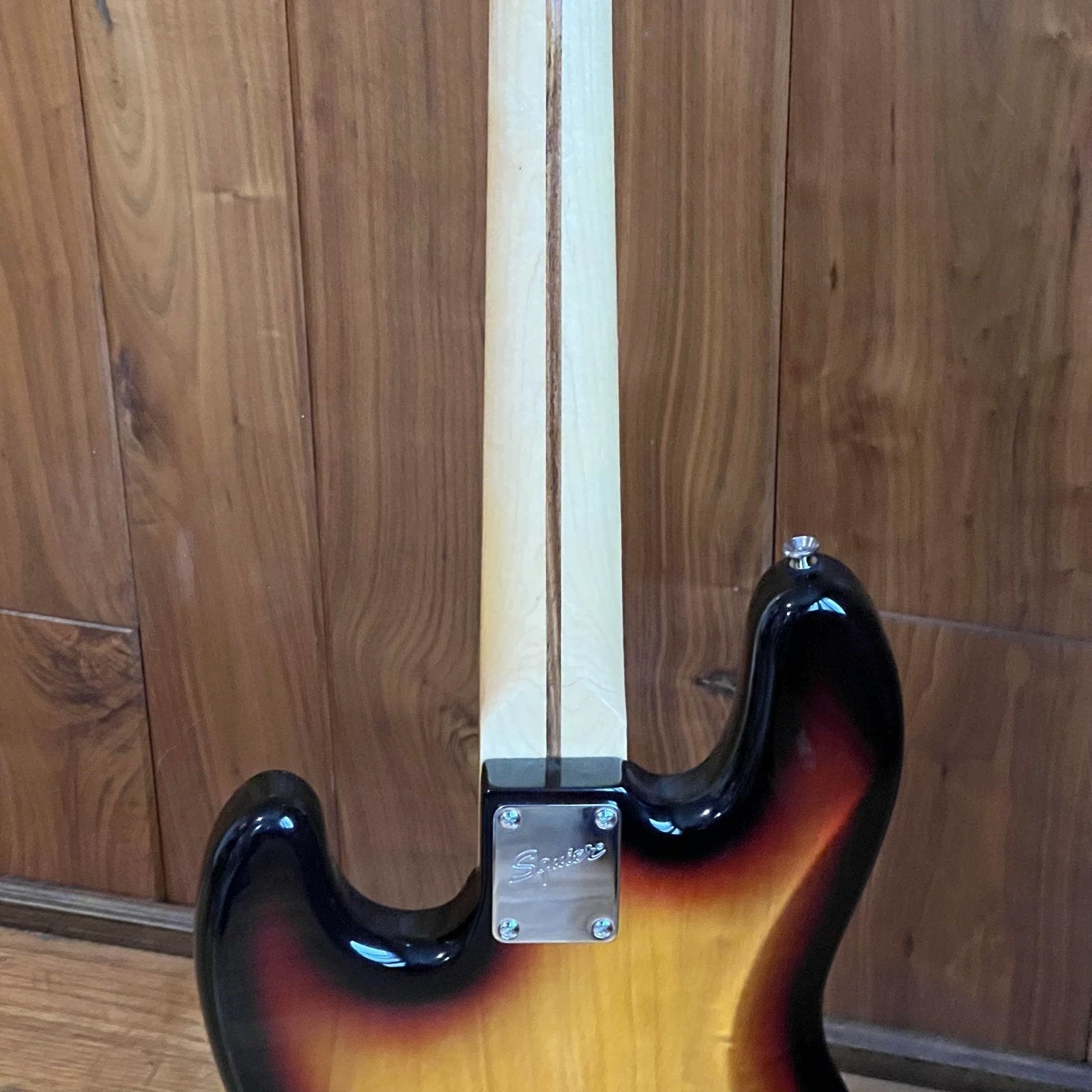 Squier Classic Vibe '60s Jazz Bass Laurel FB 3-Color Sunburst Used