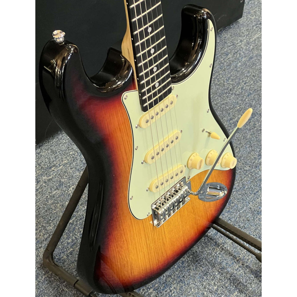 Tagima TG500 Electric Guitar Sunburst